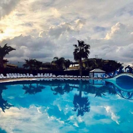 Mare Luna Village Campofelice Di Roccella Kültér fotó
