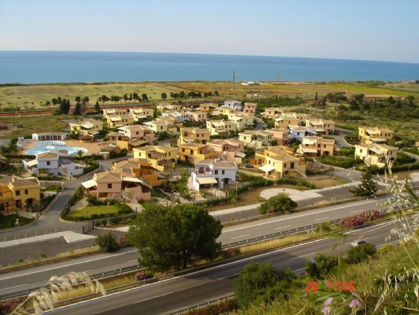 Mare Luna Village Campofelice Di Roccella Kültér fotó